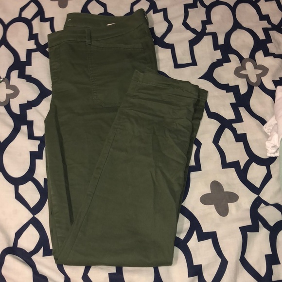 Army green pants - Picture 1 of 3
